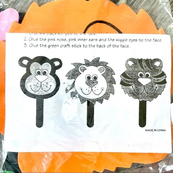 Animal stick craft project - Picture 3 of 8